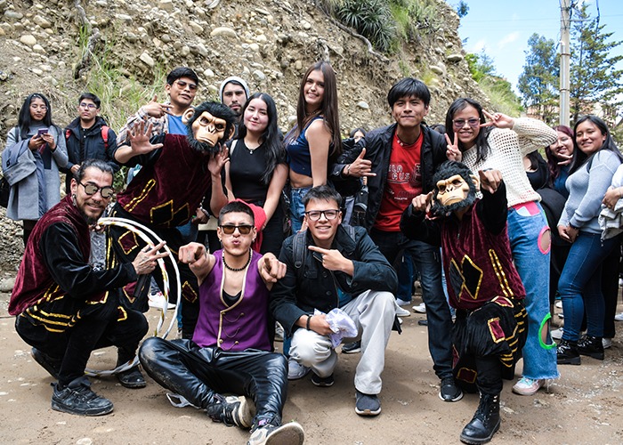 Una Bienvenida Inolvidable para los Nuevos Estudiantes de UNANDES