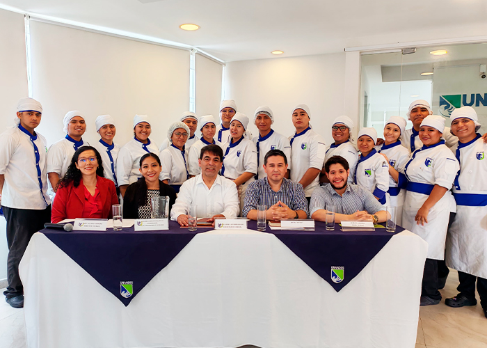 UNANDES firma convenio con el Hotel Yotau All Suites para prácticas profesionales de sus estudiantes